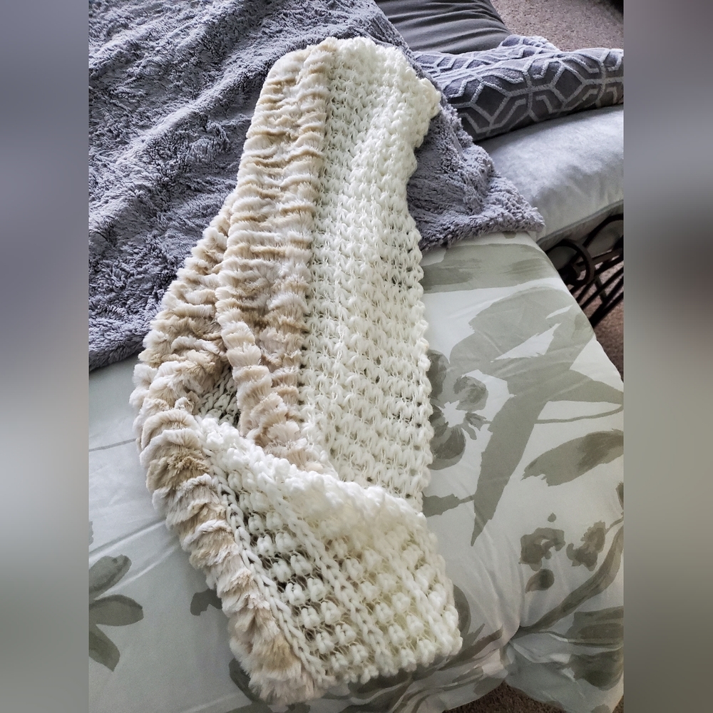 Infinity scarf - Picture 2 of 2